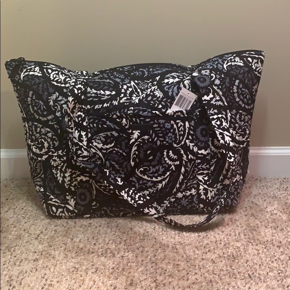 vera bradley carry on bag
